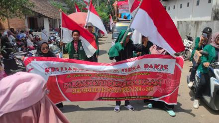 Memukau dalam Pawai Budaya di Kegiatan Kecamatan Durenan
